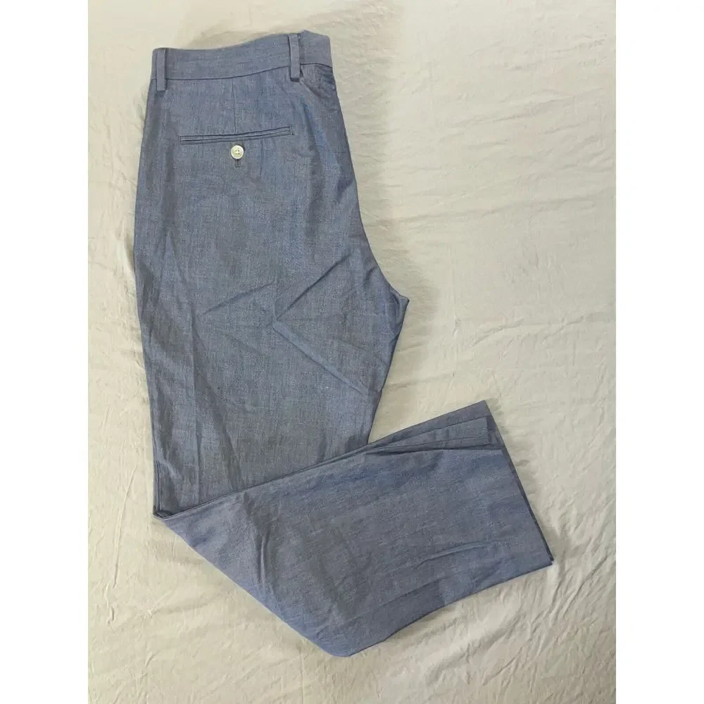 Express Photographer Flat Front All Cotton Chino Dress Pants. Pinpoint, 33X28.
